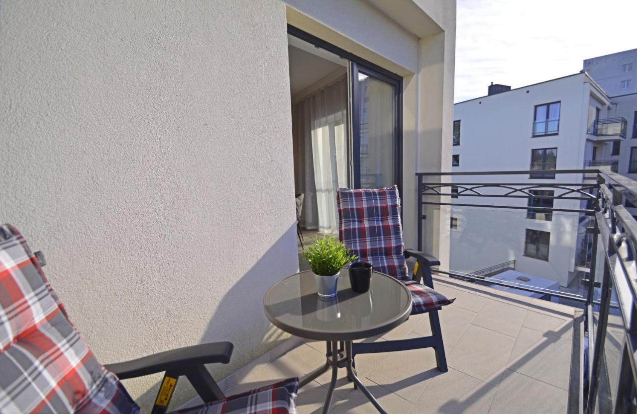 Flotylla-Apartamenty Bryza - Parking Свіноуйсьце Екстер'єр фото